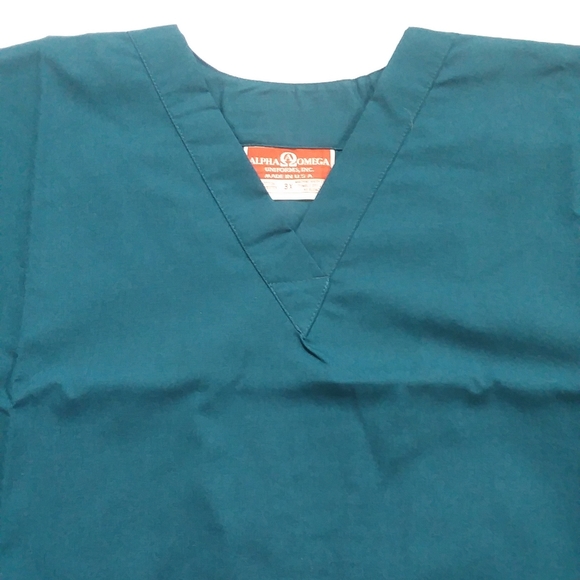 SCRUB SET/UNIFORM - Picture 3 of 6